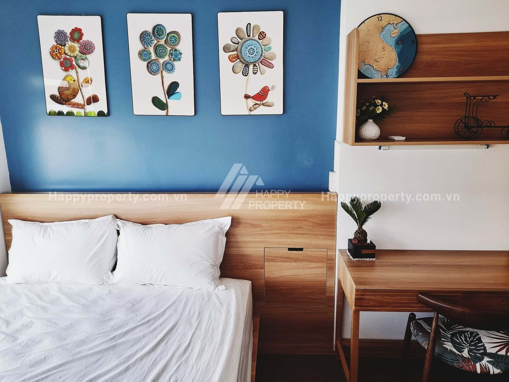 2 Bedrooms Elegant Ocean View Apartment For Rent – OR04
